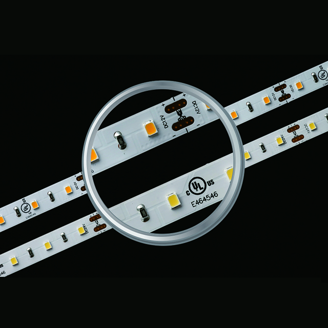 SMD2835 70 LEDs 14,4 W regulável LED Strip Light